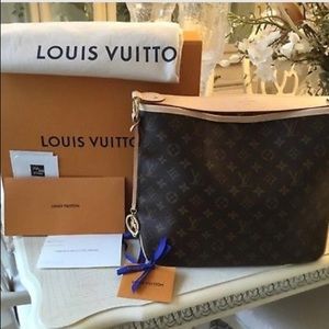 Louis Vuitton Delightful PM